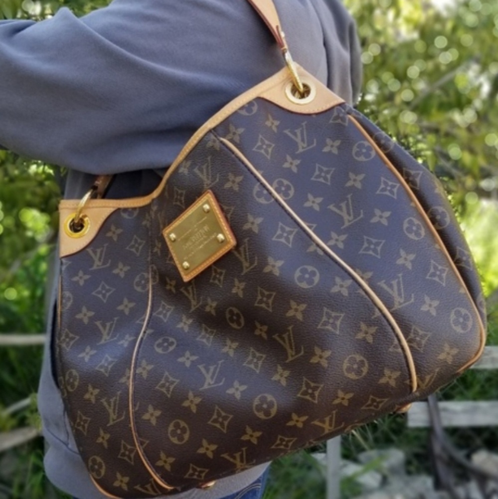 LOUIS VUITTON GALLERIA